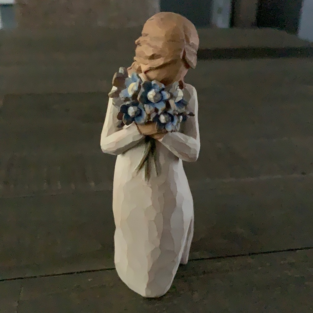 Willow Tree ‘Forget-me-not’